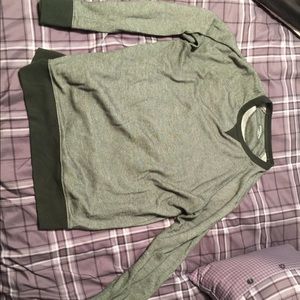 Long sleeve sweater shirt